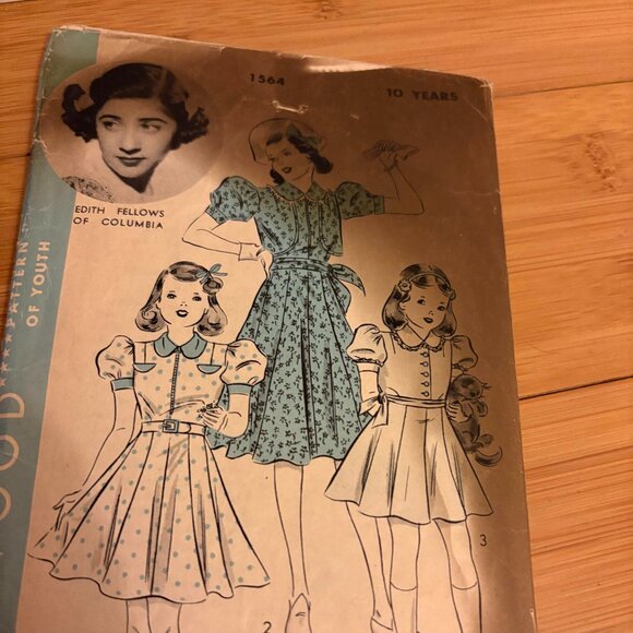 Vintage 1940s Hollywood 1564 Girls Dress Sewing Pattern Size 8-16 - Picture 1 of 2